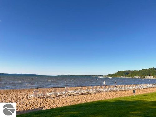 204-2305 E Traverse Hwy, Traverse City, MI, 49684 | Card Image