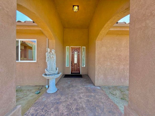 9189 Vista Entrada, House other with 4 bedrooms, 4 bathrooms and 12 parking in Lakeside CA | Image 8