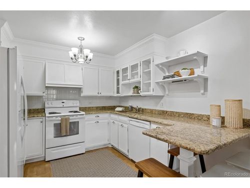 2a-755 S Alton Way, Denver, CO, 80247-1836 | Card Image