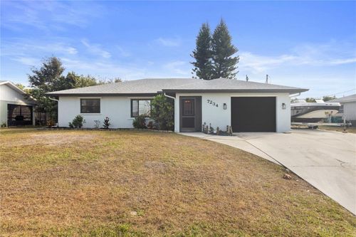 7234 Mamouth St, ENGLEWOOD, FL, 34224-7766 | Card Image