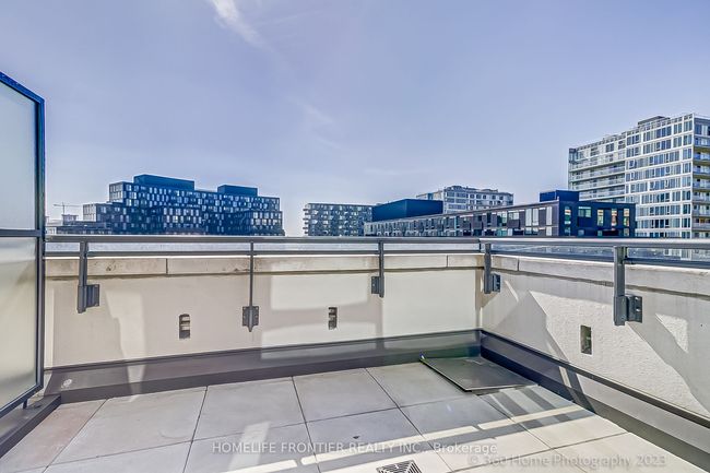 731 - 31 Tippett Rd, Condo with 2 bedrooms, 2 bathrooms and null parking in Toronto ON | Image 16