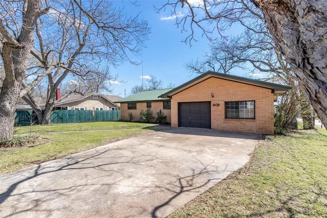 409 W Buffalo St, House other with 3 bedrooms, 2 bathrooms and null parking in Caldwell TX | Image 26