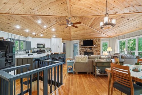 775 Mountain Oak Rd, Ellijay, GA, 30536-2621 | Card Image