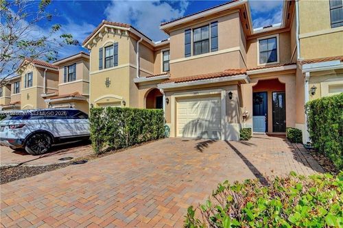 1071 Nw 33rd Ct, Pompano Beach, FL, 33064-5905 | Card Image