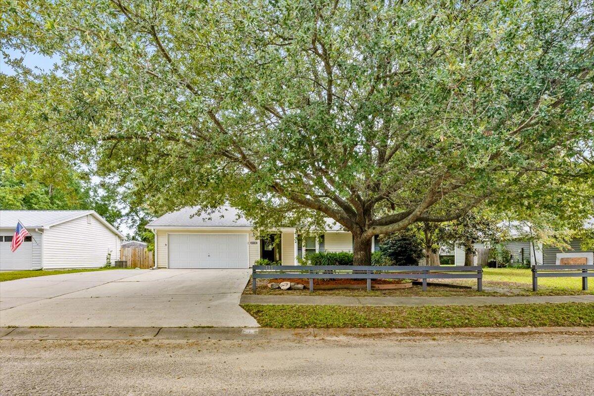 Cable Dr, Summerville, SC 29486
