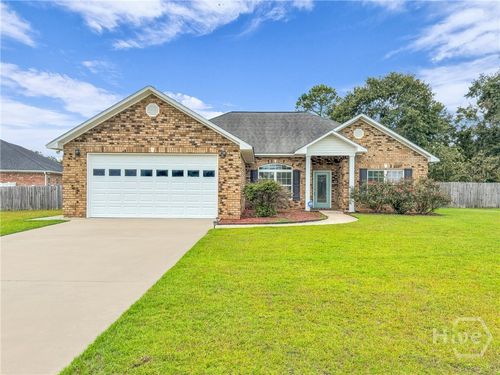 33 Bryan Way, Hinesville, GA, 31313-7927 | Card Image