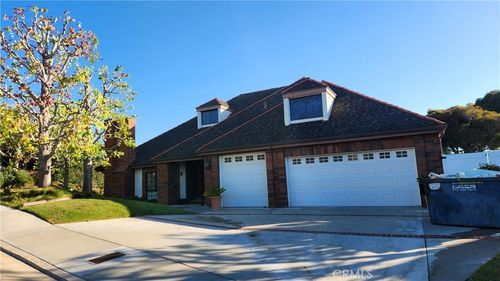 750 Avenida Acapulco, San Clemente, CA, 92672-2463 | Card Image