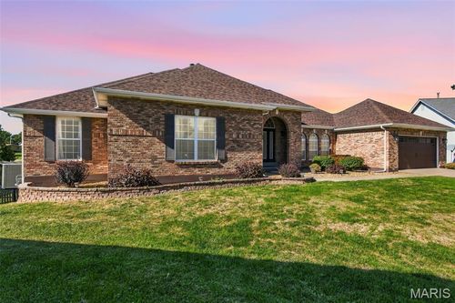 17 White Dove Ct, Dardenne Prairie, MO, 63368-8277 | Card Image