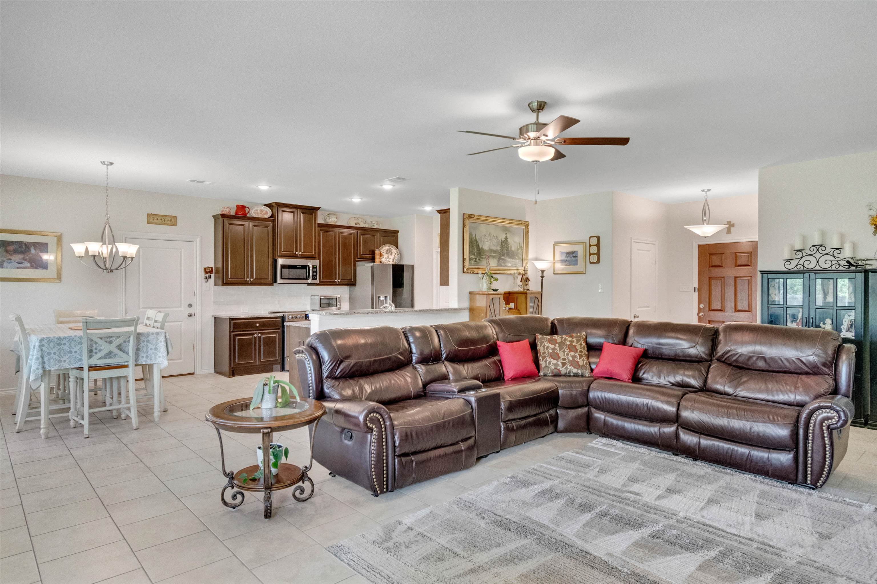 Residential in Buchanan Dam 3