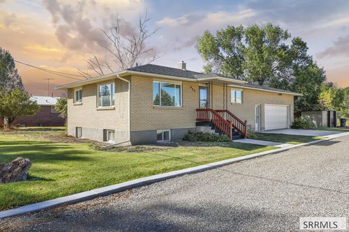 420 W 1st S, Rigby, ID, 83422 | Card Image