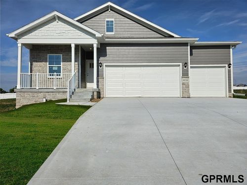 8408 S 176th Ave, Omaha, NE, 68136-2056 | Card Image