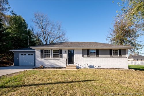 4515 Payne Koehler Rd, New Albany, IN, 47150-9546 | Card Image
