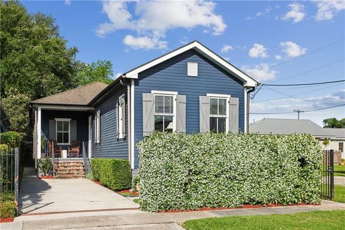 730 Antonine St, New Orleans, LA, 70115-1309 | Card Image