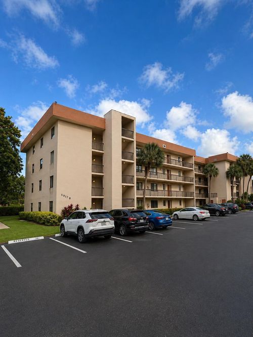 406-5917 Vía Vermilya, Atlantis, FL, 33462 | Card Image