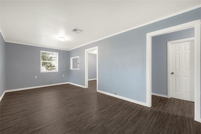 7401 Carrie Ln, House other with 3 bedrooms, 1 bathrooms and 1 parking in Deer Park TX | Image 5