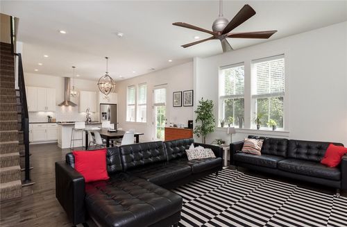 306 Nw H St, Bentonville, AR, 72712-5135 | Card Image