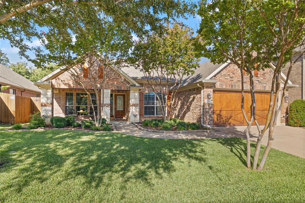 Laurel Oak Ln, Arlington, TX 76001