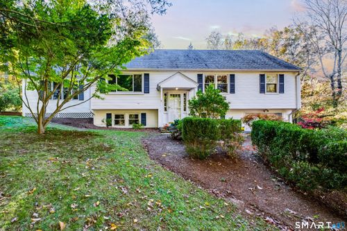 466 County Road, Madison, CT, 06443 | Card Image