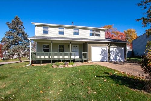 2875 Cynthia Dr, Medina, OH, 44256-7926 | Card Image