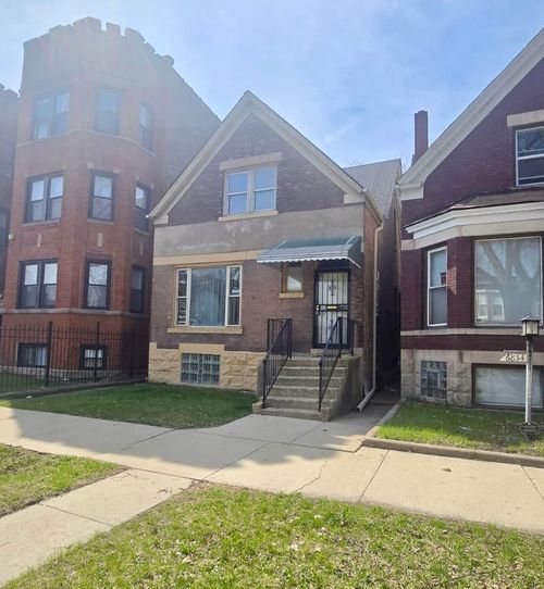 6836 S Calumet Ave, Chicago, IL, 60637-4005 | Card Image