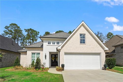 124 Natchez Ct, Covington, LA, 70433-4570 | Card Image