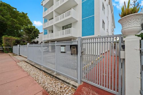 apt-403-910 Michigan Ave, Miami Beach, FL, 33139-5343 | Card Image
