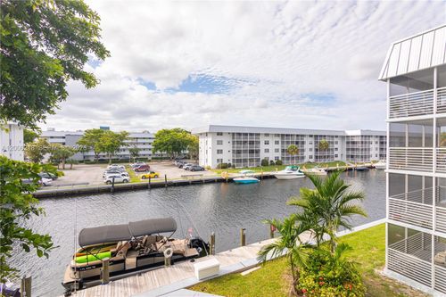 308-3600 Ne 170th St, North Miami Beach, FL, 33160-3119 | Card Image
