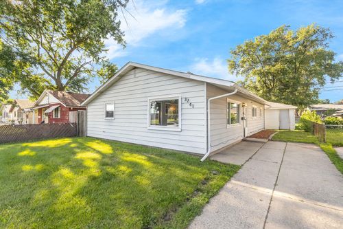 3741 165th St, Hammond, IN, 46323-1250 | Card Image