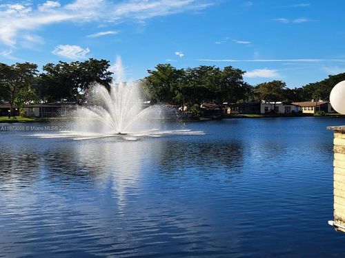 apt-308-351 Cambridge Rd, Hollywood, FL, 33024-1193 | Card Image