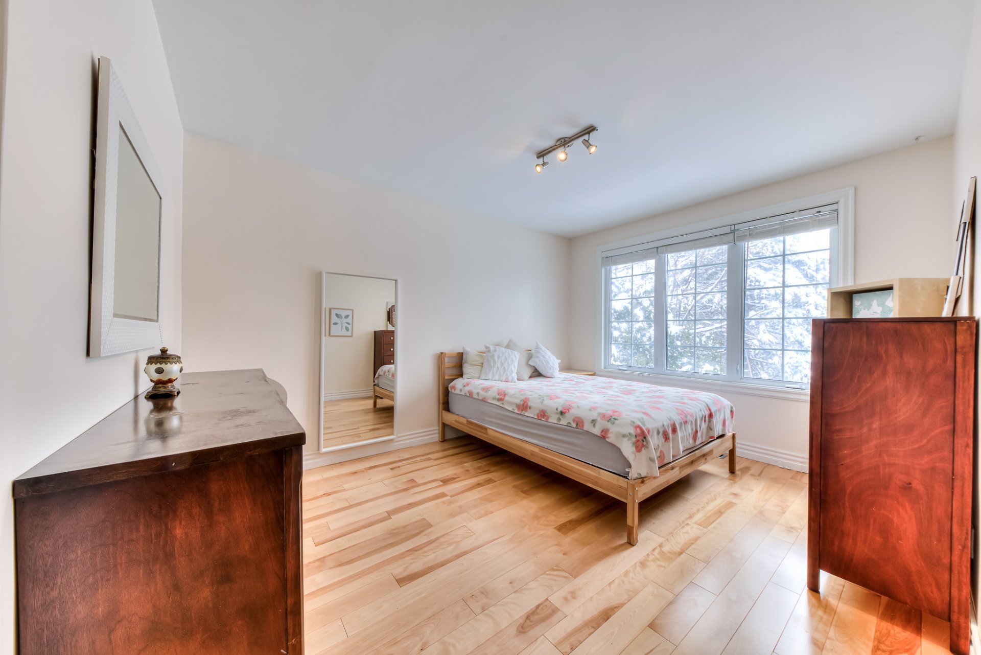 Residential in Montréal (Pierrefonds-Roxboro) 5