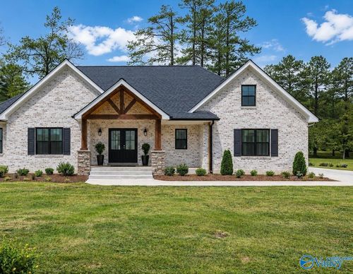 225 Garden Gate Cir, Crossville, AL, 35962-3480 | Card Image