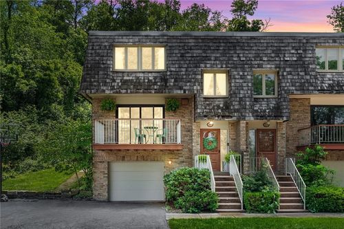 2657 Bingham Dr, Upper St. Clair, PA, 15241-3901 | Card Image