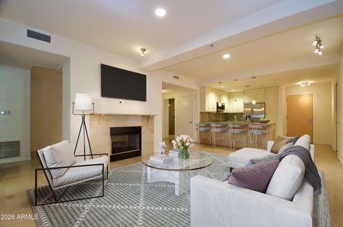 3010-7147 E Rancho Vista Dr, Scottsdale, AZ, 85251-1492 | Card Image