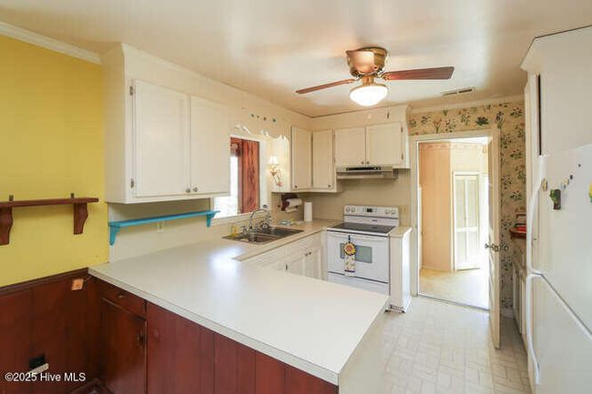 161 Willetts Dr, House other with 3 bedrooms, 2 bathrooms and 1 parking in Boiling Spring Lakes NC | Image 7