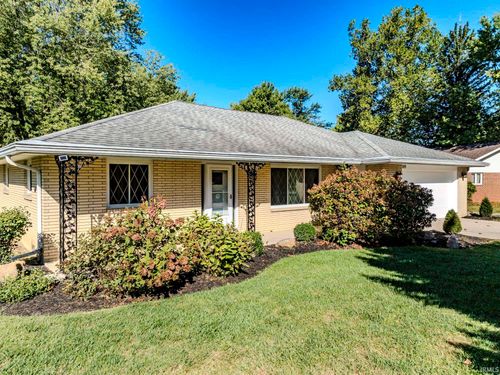 309 N Bayberry Ln, Muncie, IN, 47304-8903 | Card Image