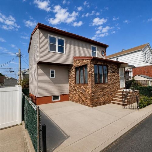 29 Nova Ct, Brooklyn, NY, 11229-6055 | Card Image