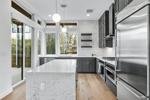 unit-15-900 S 2nd St, Austin, TX, 78704-1693 | Card Image