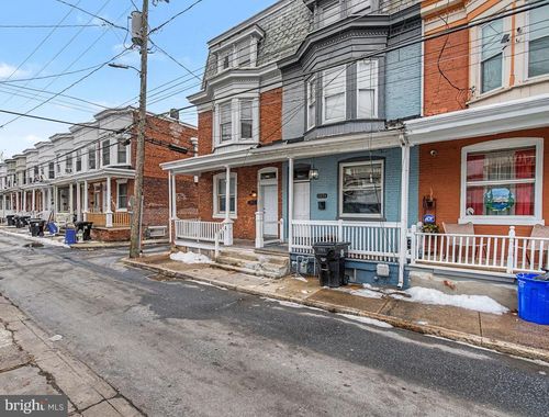 2022 Susquehanna Street, HARRISBURG, PA, 17102 | Card Image