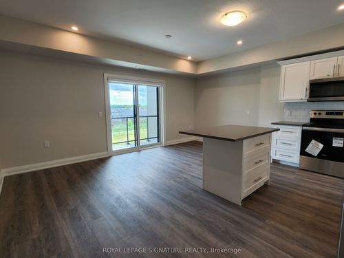 312-120 Summersides Blvd, Fonthill, ON, L0S1E1 | Card Image