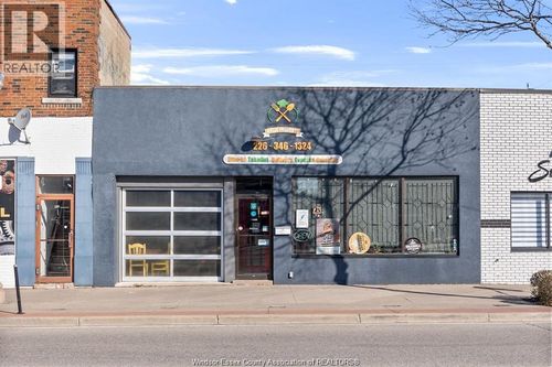 914 Erie St E, Windsor, ON, N9A3Y8 | Card Image