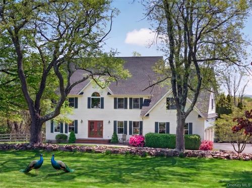 18 Almond Tree Ln, Warwick, NY, 10990-2442 | Card Image