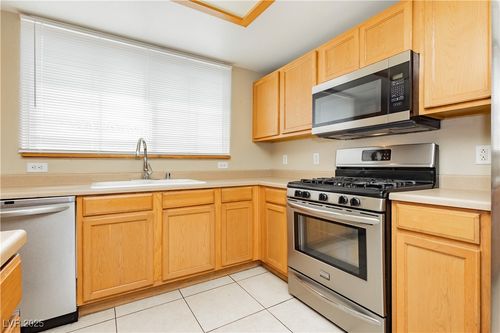 unit-1512-833 Aspen Peak Loop, Henderson, NV, 89011-4986 | Card Image