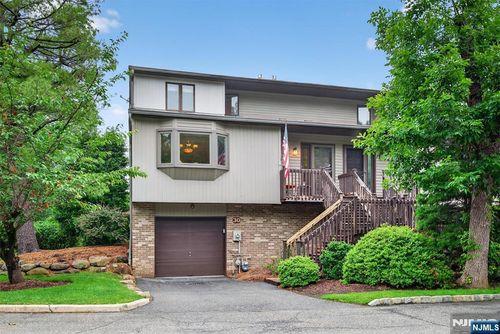 30 Peach Hill Ct, Ramsey, NJ, 07446-1229 | Card Image
