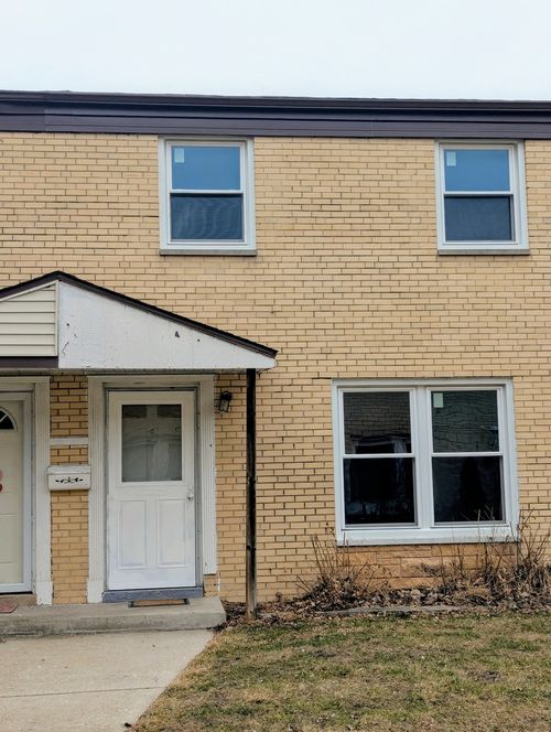 b-842 Colonial Dr, Wheeling, IL, 60090-3981 | Card Image