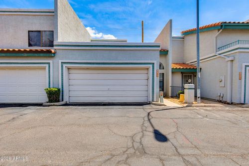 8611 N 67th Dr, Peoria, AZ, 85345-8414 | Card Image