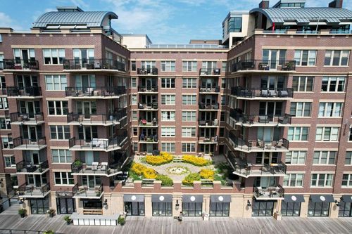 212-102 N Water Street, Milwaukee, WI, 53202 | Card Image