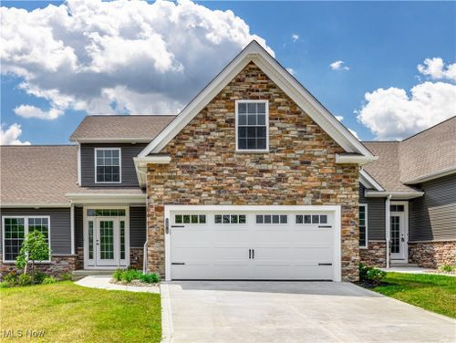 16b-5878 Hawks Nest Cir Nw, Canton, OH, 44708-1103 | Card Image