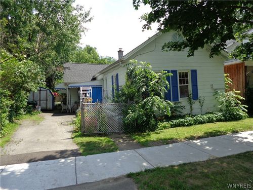95 Fletcher St, Tonawanda, NY, 14150-2205 | Card Image
