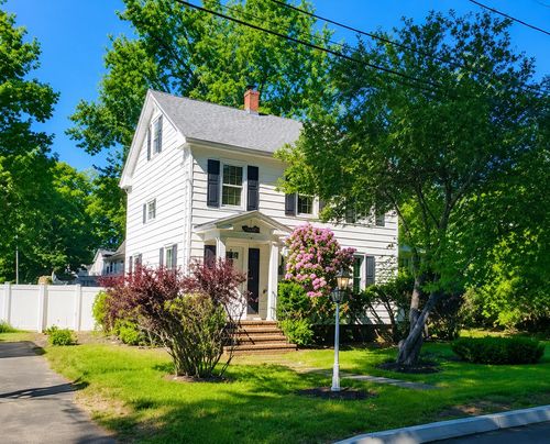 19 Beechwood Ave, Westbrook, ME, 04092-3002 | Card Image