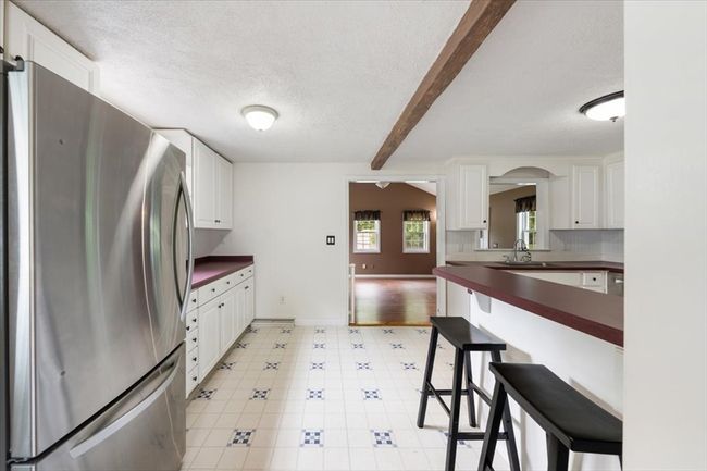 6 Karen Ave, House other with 3 bedrooms, 2 bathrooms and 3 parking in Medway MA | Image 18